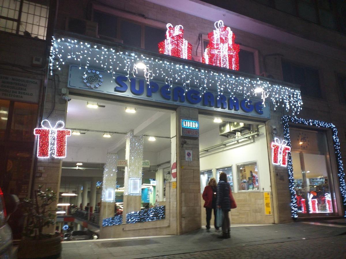 B&B Ruffo Nel Cuore Di Napoli Extérieur photo