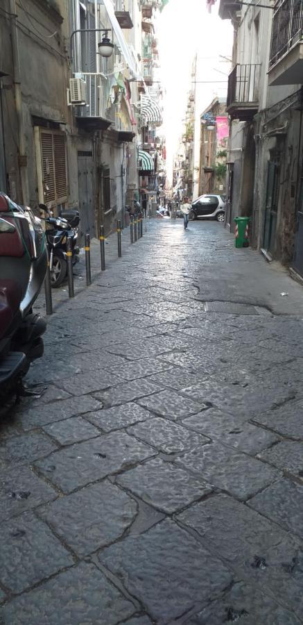 B&B Ruffo Nel Cuore Di Napoli Extérieur photo