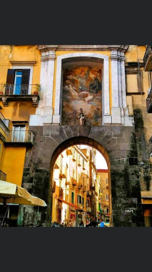 B&B Ruffo Nel Cuore Di Napoli Extérieur photo