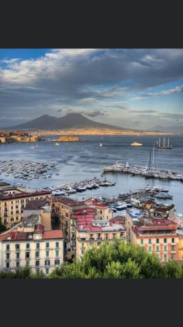 B&B Ruffo Nel Cuore Di Napoli Extérieur photo